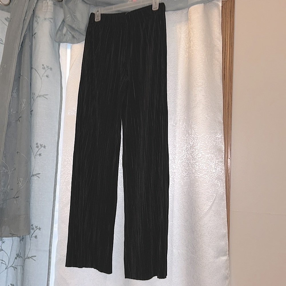 Pleated trousers - Picture 2 of 8